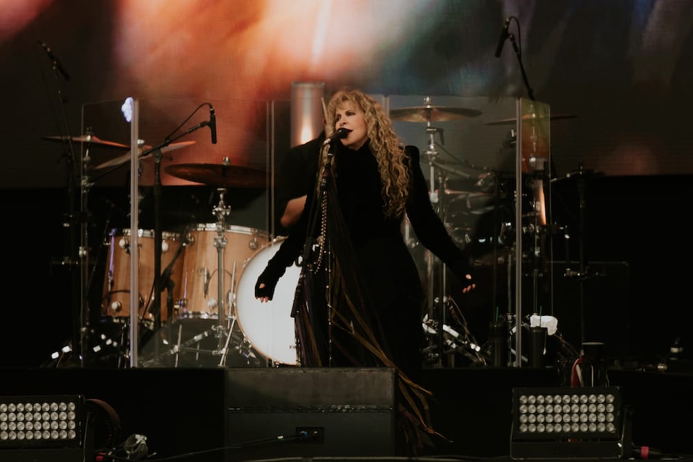 Stevie Nicks releases "The Lighthouse", her first original song in 4 years