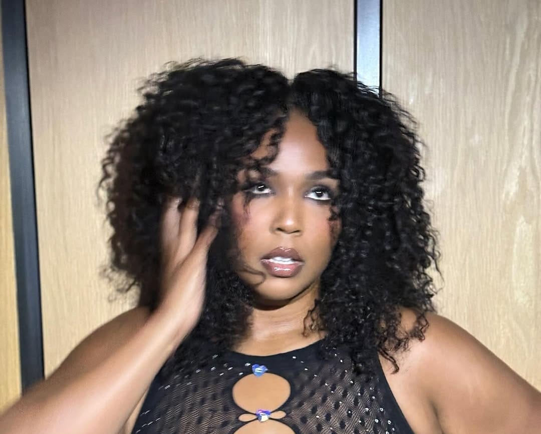 Lizzo releases new "Still Bad" single
