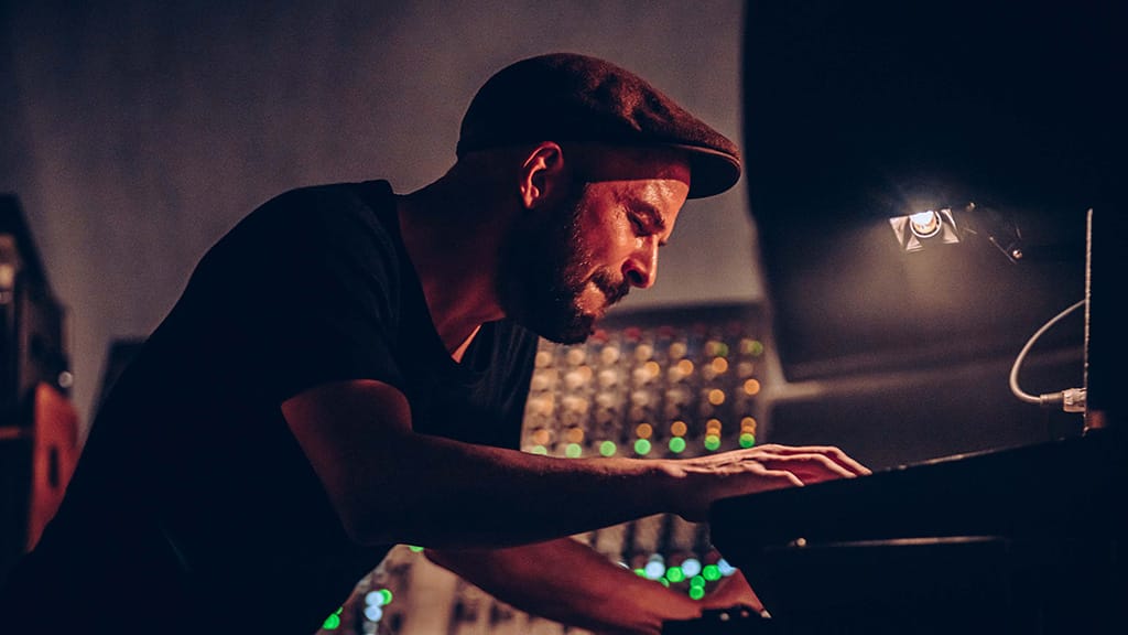 Nils Frahm announces new EP 'Night,' shares single