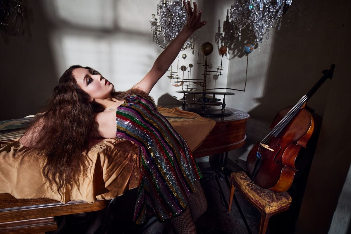 Laufey releases new single and music video