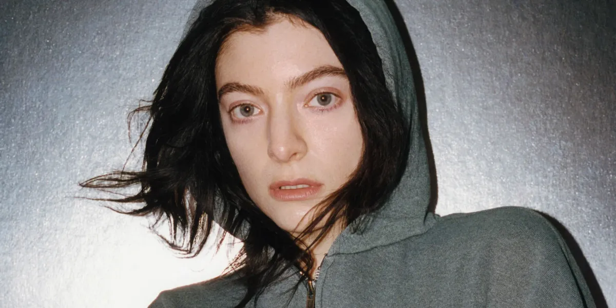 Lorde announces world tour