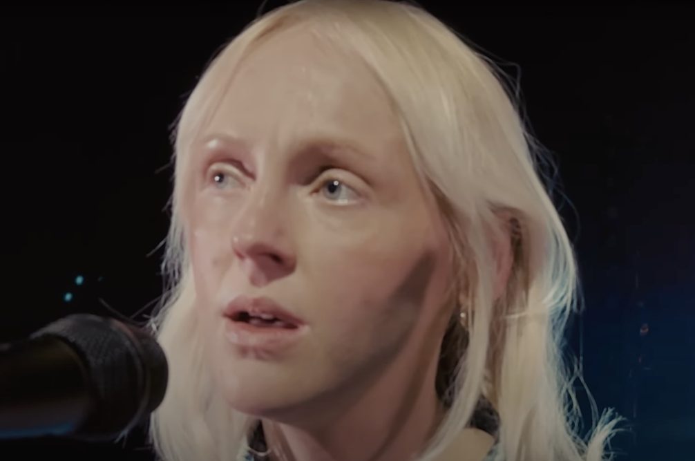 Laura Marling shares full concert film from the 'Patterns in Repeat' tour