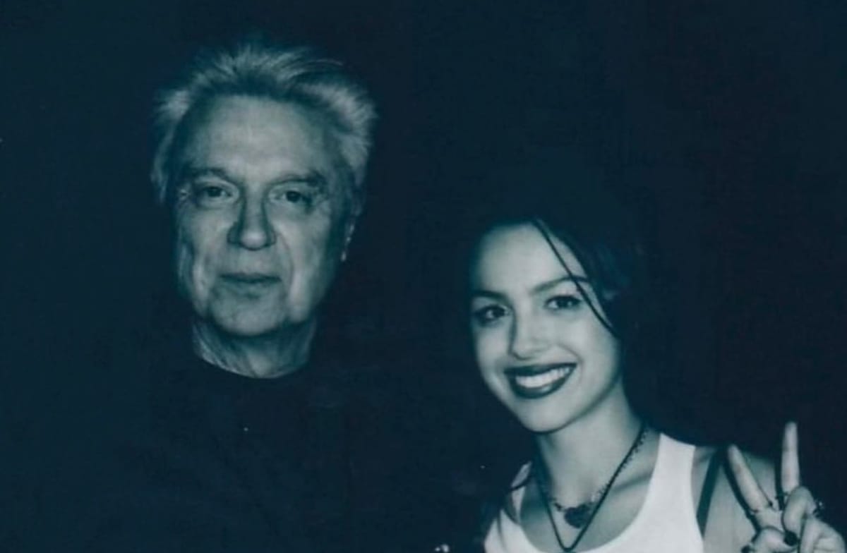 David Byrne joins Olivia Rodrigo for performance of Talking Heads' "Burning Down the House"