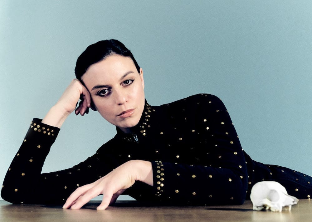 Deradoorian shares new Giant Sand cover from upcoming tribute LP 'Sandworms'