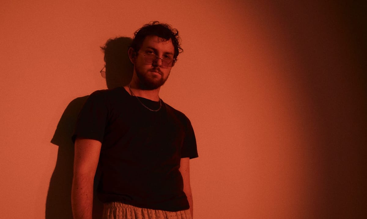 Solomon Fox releases new single "Fallin Back" from debut album 'Sweettooth'