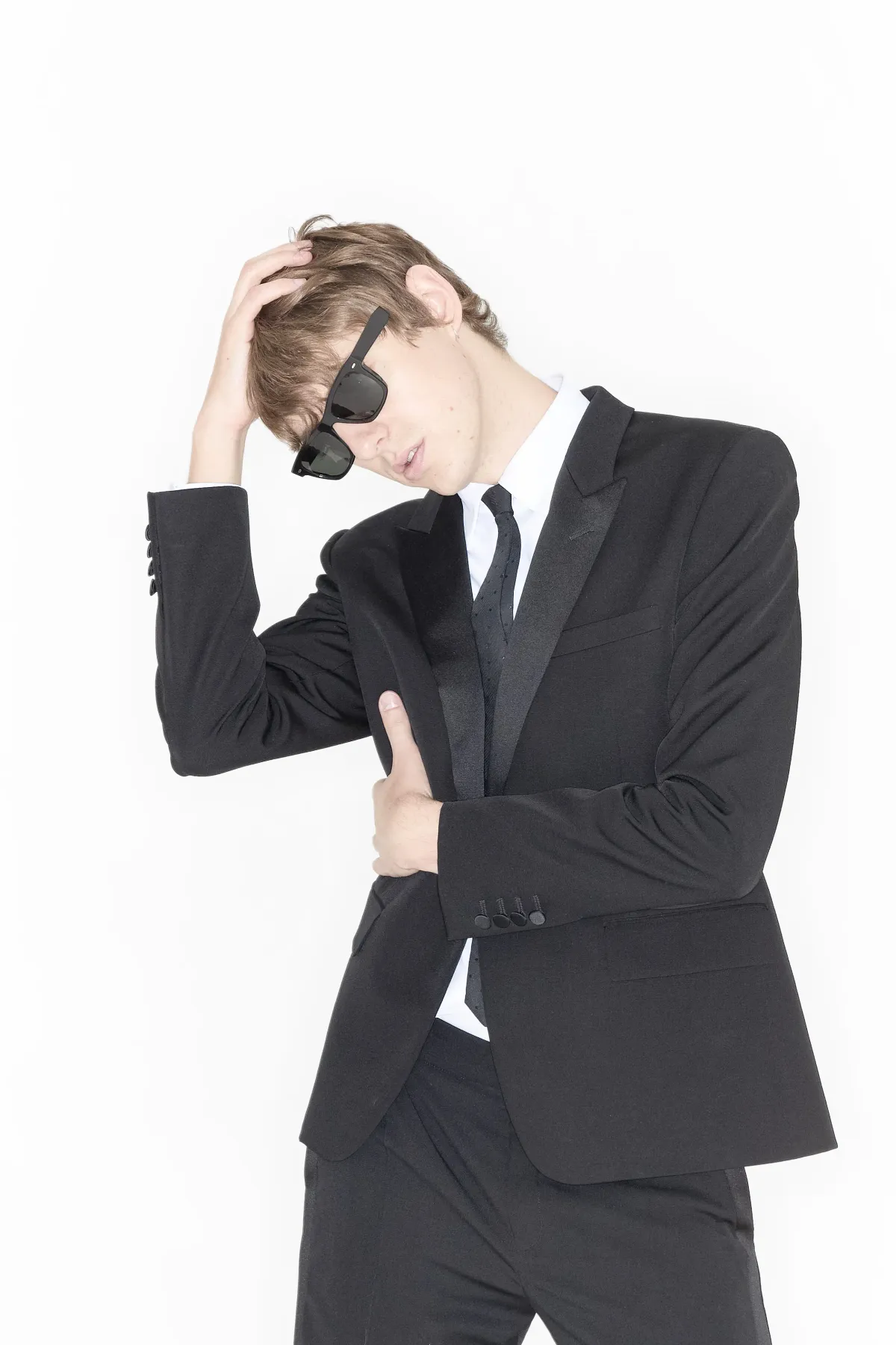 The Dare shares new single "Tambourine", announces club instrumental EP