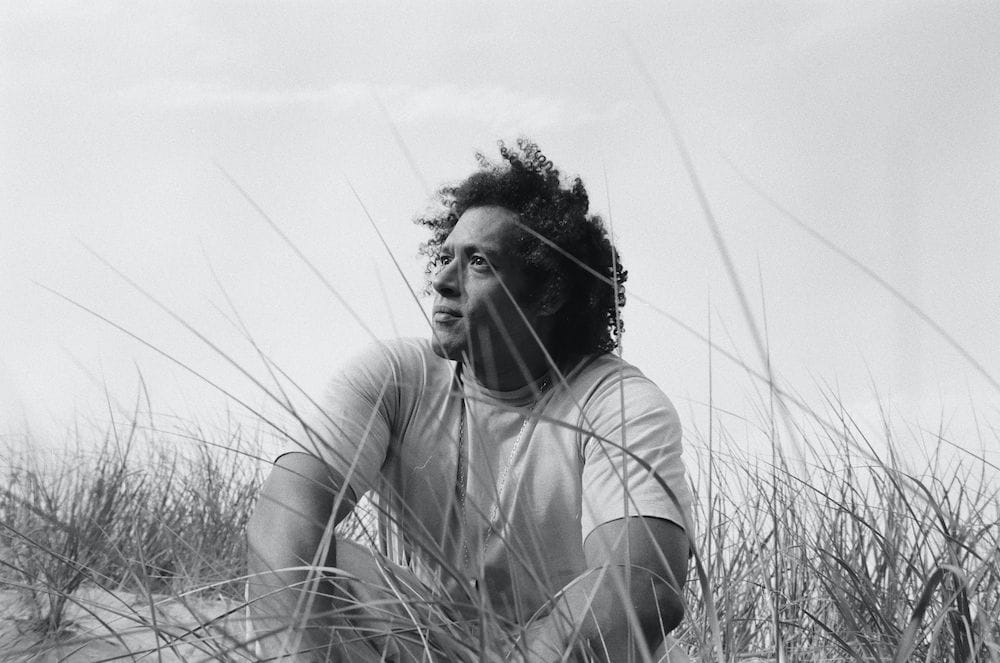 Makaya McCraven announces 'OFF THE RECORD' compilation, with four new EPs