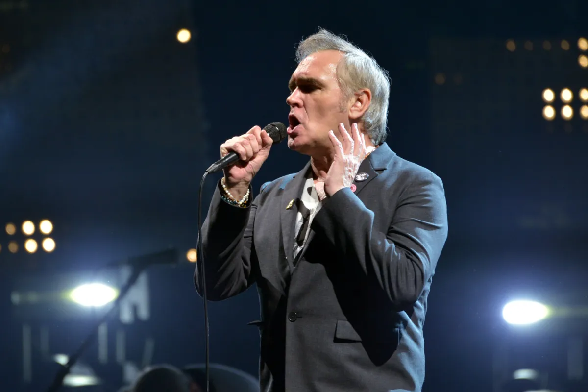 Morrissey canceled two shows after "credible" death threat