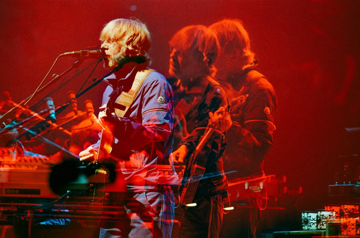 One dead, two injured during knife attack outside Phish concert