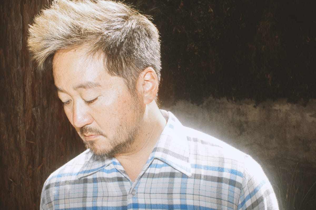 Kishi Bashi shares B-side single "Comin' To You", announces tour