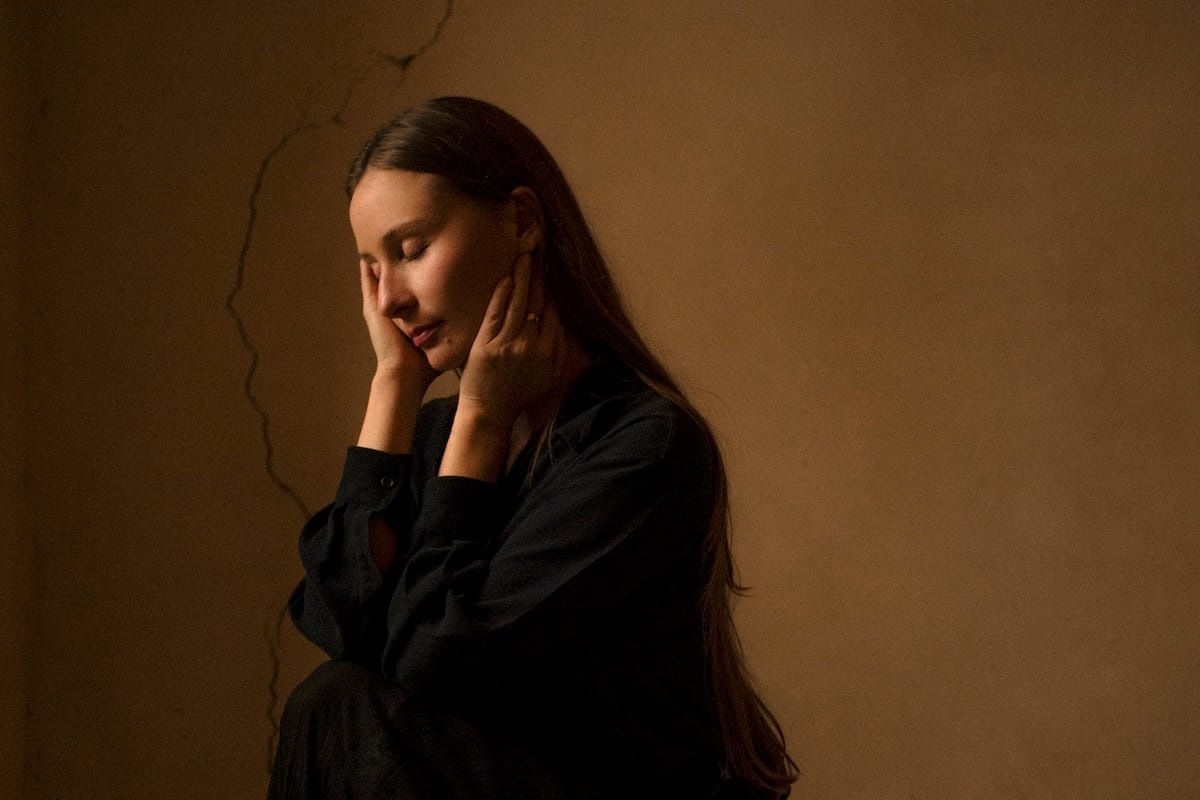 Kara-Lis Coverdale shares first track from 'Changes in Air', her third album of 2025