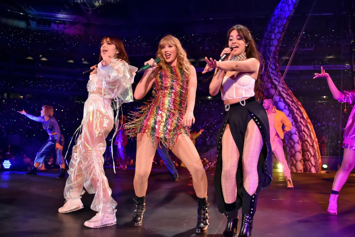 Taylor Swift adds more curse words to 'Reputation'