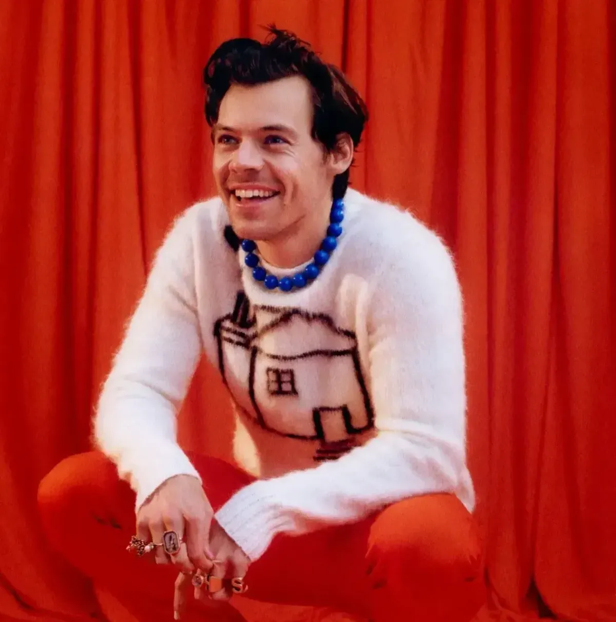 Harry Styles teases new album with billboards