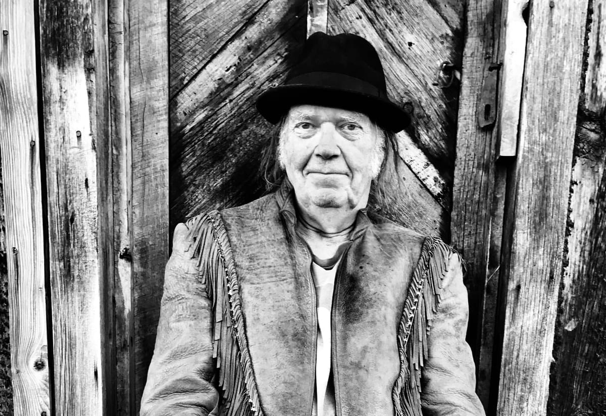 Neil Young gives Greenland free access to his discography and removes music from Amazon over Jeff Bezos