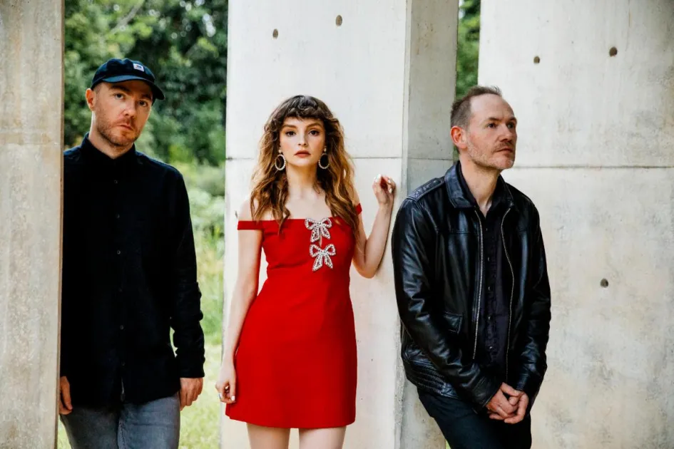 CHVRCHES close out 'Tell Me Lies' season 3 with cover of The Postal Service’s “Such Great Heights”