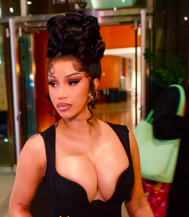 Cardi B tells fans to 'jump' ICE at the opening night of her Little Miss Drama tour