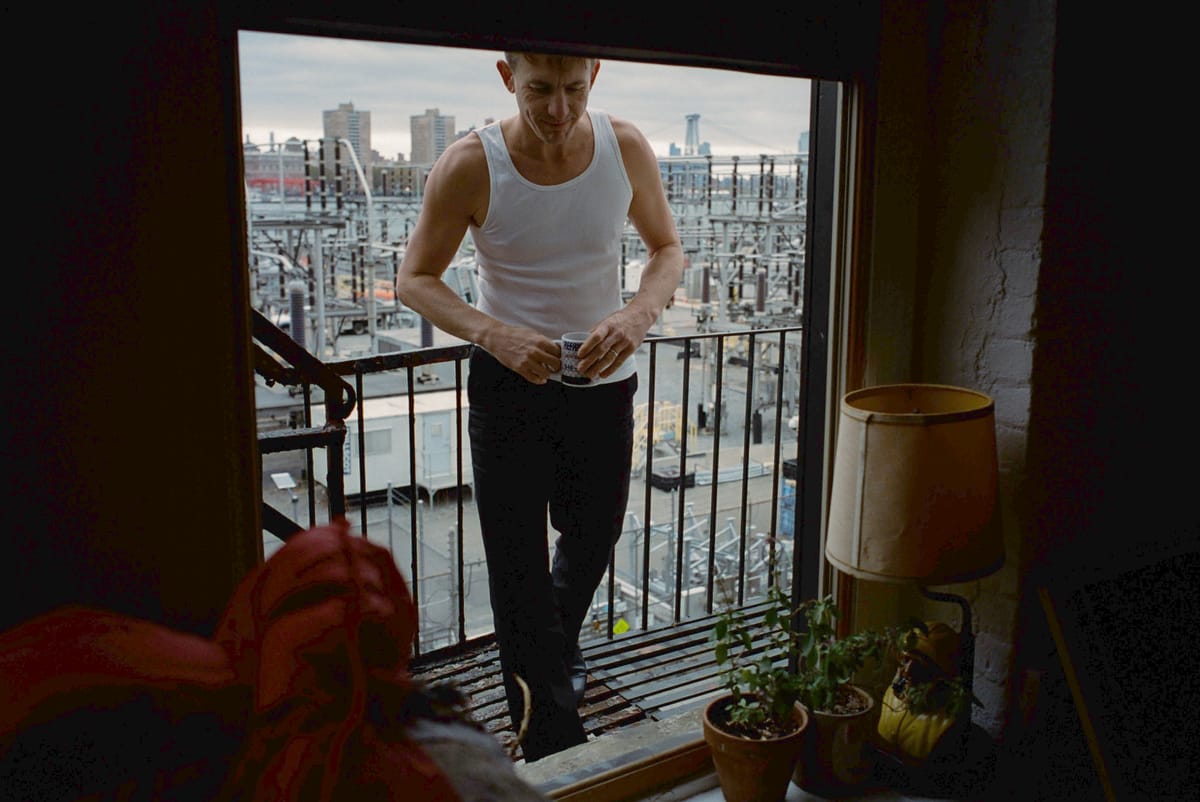 Buck Meek and Adrianne Lenker sing together on "Ring Of Fire"