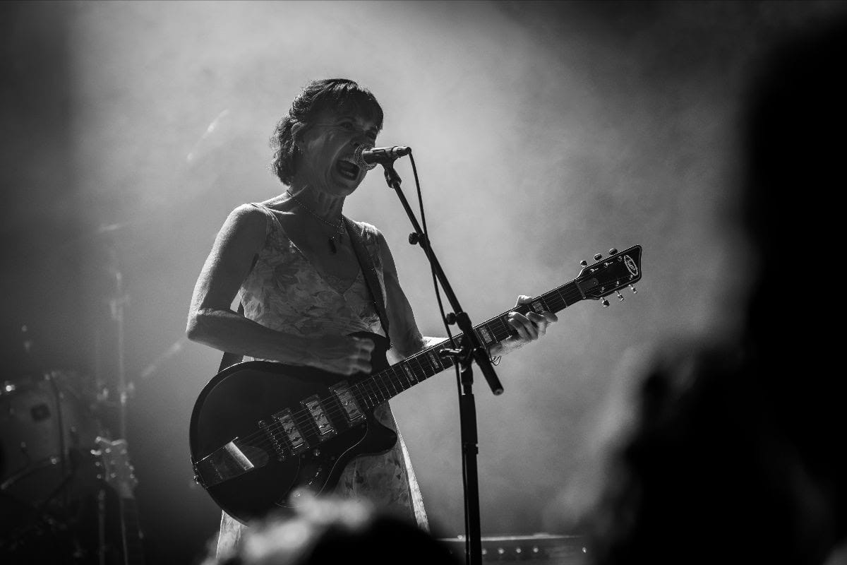 Kristin Hersh shares new song "Sundial" plus details of a UK/EU tour in the fall