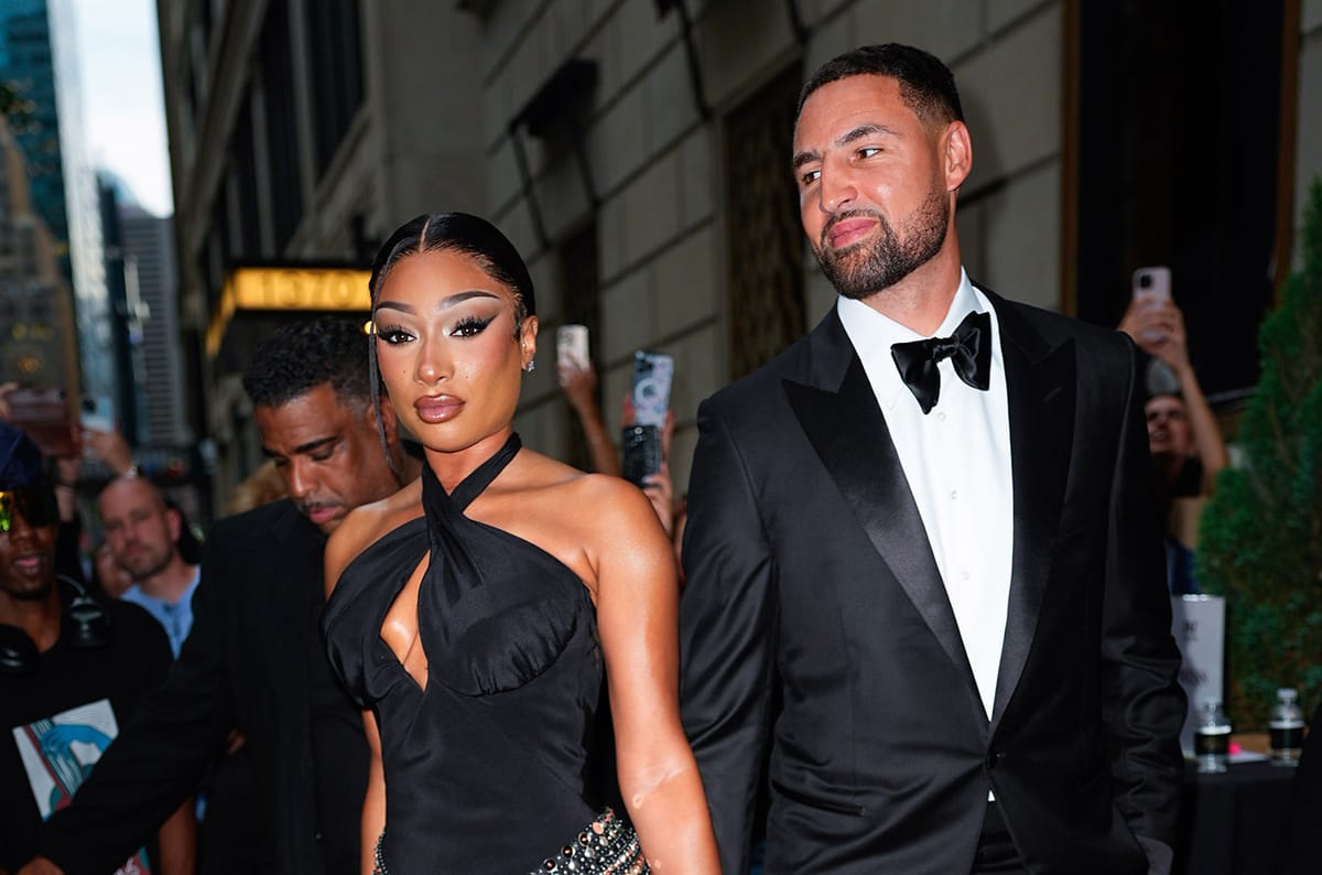 Megan Thee Stallion accuses boyfriend Klay Thompson of cheating on her