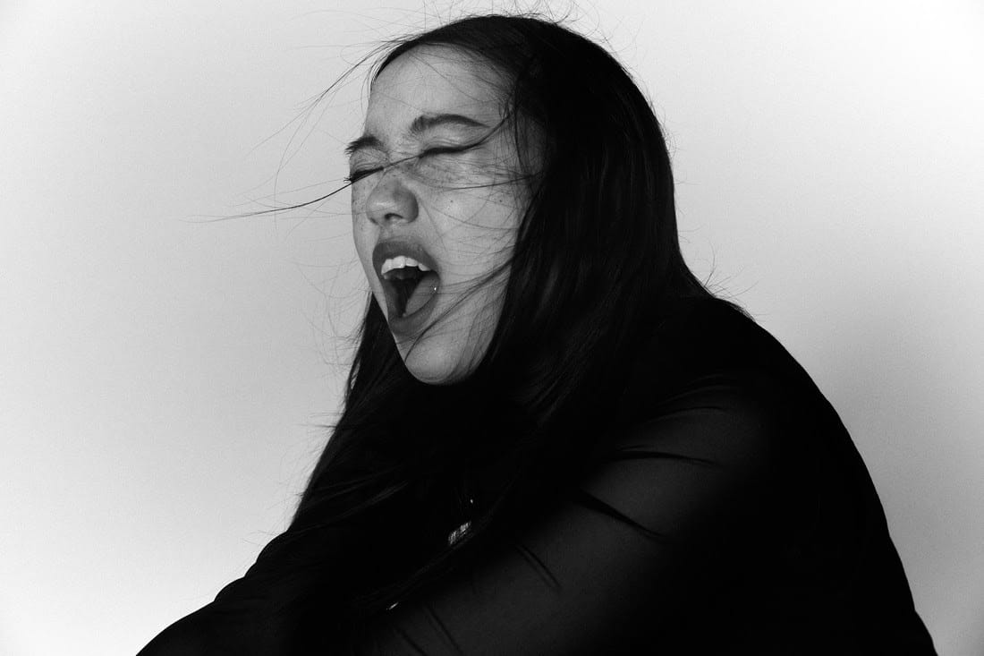 mui zyu covers cult pop classic "パラレリズム (Parallelisme)" by Japanese musician Miharu Koshi