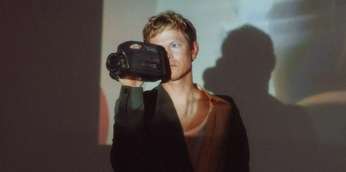 Perfume Genius shares new single "Natural High"