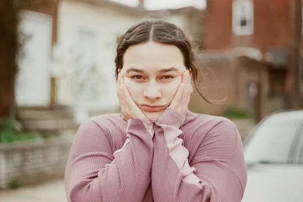Carmen Perry of Remember Sports announces debut solo LP ‘Eyes Like a Mirror’