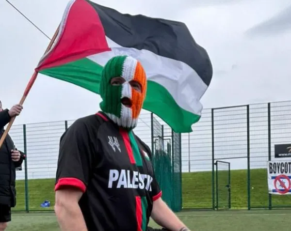 Kneecap respond to Sharon Osbourne: “She should listen to ‘War Pigs’”