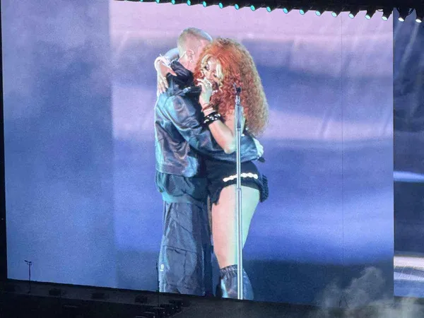 Justin Bieber and SZA join forces for surprise "Snooze" performance in L.A.