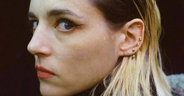 Jehnny Beth of Savages announces new record, shares first single "Broken Rib"