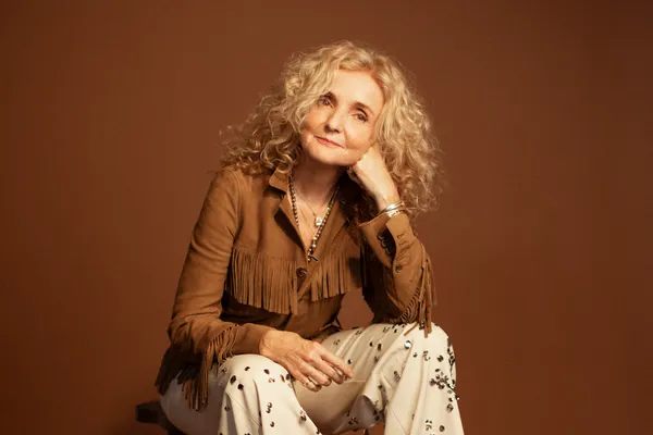 Patty Griffin preps new album 'Crown of Roses' and tour with Rickie Lee Jones