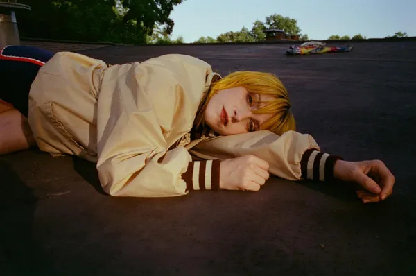 Hayley Williams shares the music video for "Glum"