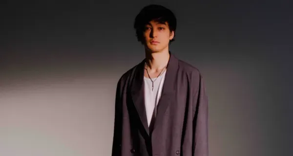 Joji comes back from hiatus with new single "PIXELATED KISSES"
