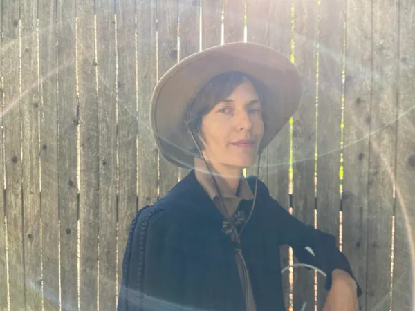 Josephine Foster announces 'Adormidera,' a new LP of songs by longtime collaborator Víctor Herrero