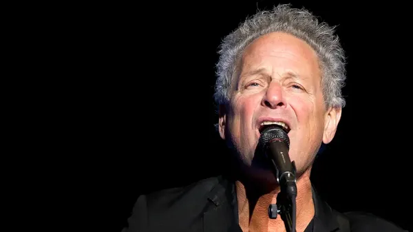 Fleetwood Mac guitarist attacked by stalking suspect
