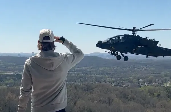 Kid Rock comments on helicopter fly-by investigation: "I think they'll be alright, my buddy is Commander in Chief"
