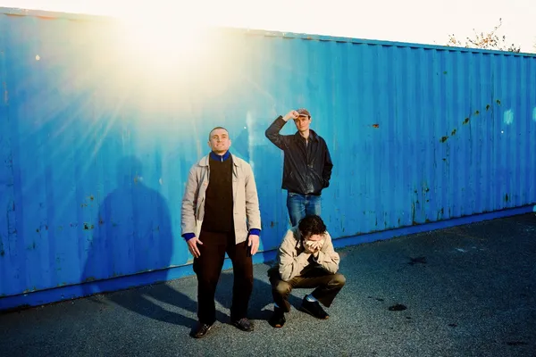 Cola share new single "Skywriter's Sigh"