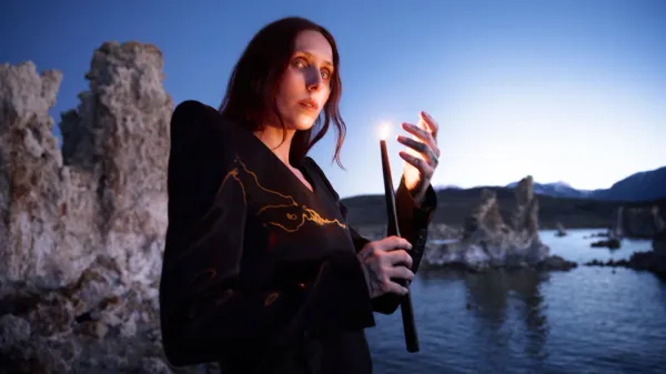 Chelsea Wolfe releases two new songs, announces world tour