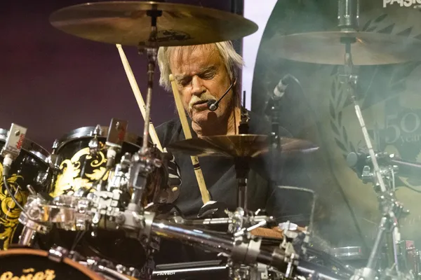ZZ Top drummer Frank Beard dies at 77