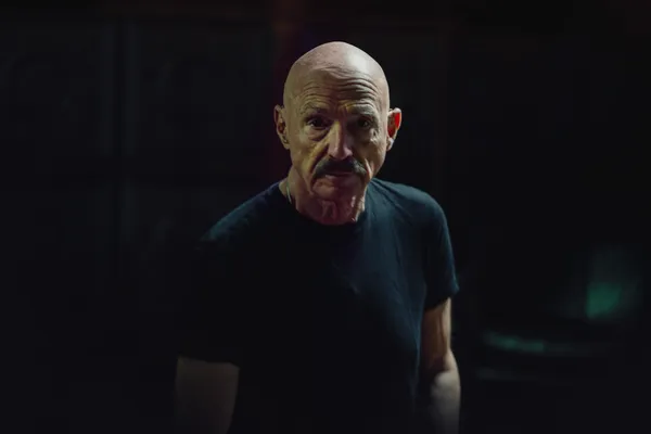 INTERVIEW: Tony Levin